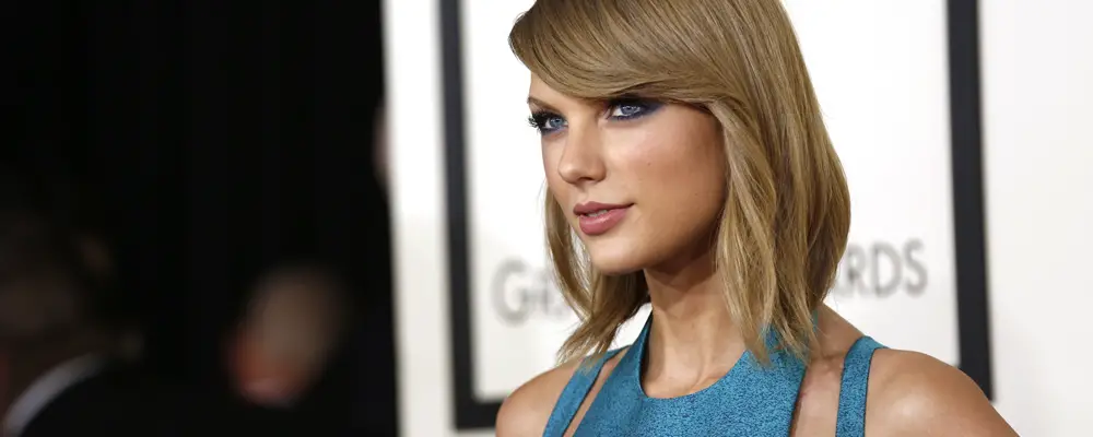 Taylor Swift at Grammy awards 2015