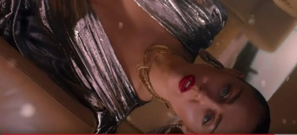 mark ronson nothing breaks like a heart miley cyrus video