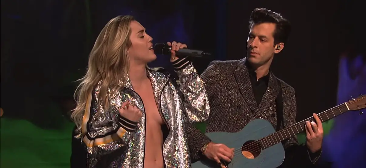 miley cyrus mark ronson nothing breaks like a heart live saturday night live