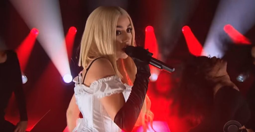 ava max sweet but psycho live late late show