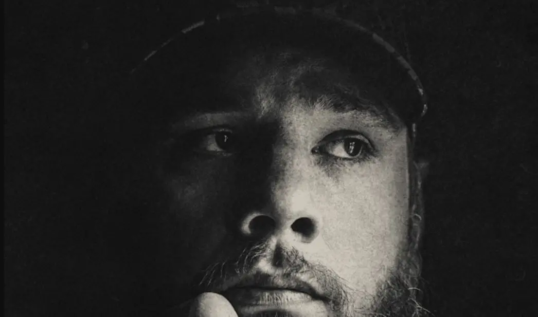 Luke Combs – Be By You | Lyrics Meaning Revealed